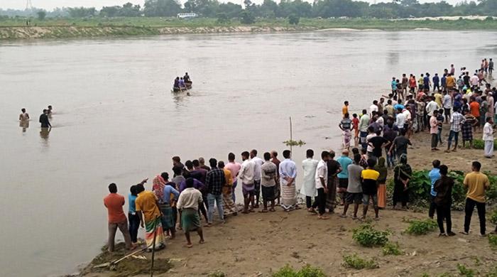 নদীতে গোসলে নেমে মামা-ভাগ্নে নিখোঁজ নদীতে গোসলে নেমে মামা-ভাগ্নে নিখোঁজ