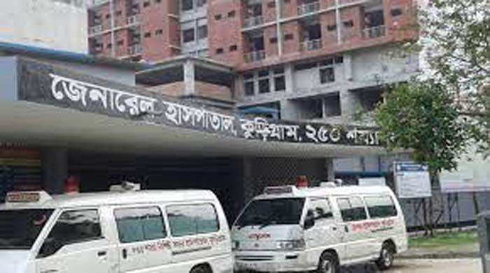 কুড়িগ্রাম জেনারেল হাসপাতাল থেকে দালাল গ্রেফতার কুড়িগ্রাম জেনারেল হাসপাতাল থেকে দালাল গ্রেফতার