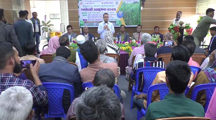 গাইবান্ধায় পাটচাষী সমাবেশ অনুষ্ঠিত গাইবান্ধায় পাটচাষী সমাবেশ অনুষ্ঠিত
