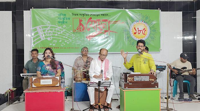মোহনার ১৮৫তম সংগীত সন্ধ্যায় মুগ্ধ হলেন স্রোতারা মোহনার ১৮৫তম সংগীত সন্ধ্যায় মুগ্ধ হলেন স্রোতারা