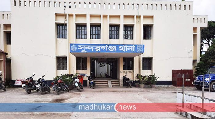 সুন্দরগঞ্জে ভোটকেন্দ্রে গুলি, ৬ বছর পর মামলা সুন্দরগঞ্জে ভোটকেন্দ্রে গুলি, ৬ বছর পর মামলা
