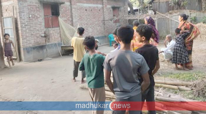 পলাশবাড়ীতে বিদ্যুৎস্পৃষ্টে কৃষকের মৃত্যু পলাশবাড়ীতে বিদ্যুৎস্পৃষ্টে কৃষকের মৃত্যু