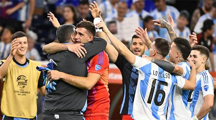 ইকুয়েডরকে হারিয়ে কোপা আমেরিকার সেমিফাইনালে আর্জেন্টিনা ইকুয়েডরকে হারিয়ে কোপা আমেরিকার সেমিফাইনালে আর্জেন্টিনা