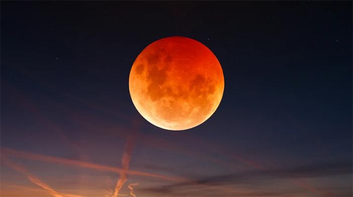 আজ পূর্ণগ্রাস চন্দ্রগ্রহণ, দেখা যাবে কখন? আজ পূর্ণগ্রাস চন্দ্রগ্রহণ, দেখা যাবে কখন?