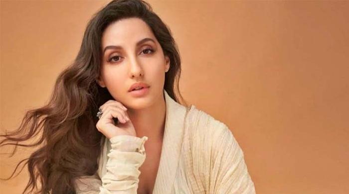 নোরা ফাতেহির বিরুদ্ধে ৪ কোটি টাকার মামলা করল বিমান সংস্থা নোরা ফাতেহির বিরুদ্ধে ৪ কোটি টাকার মামলা করল বিমান সংস্থা