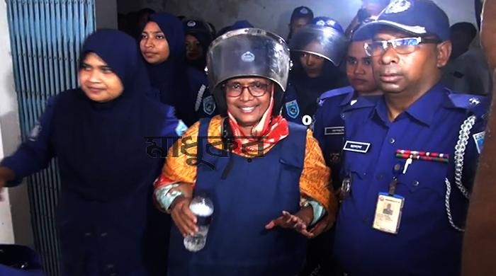 সাবেক হুইপ গিনির রিমান্ড না মঞ্জুর, জামিন শুনানি স্থগিত সাবেক হুইপ গিনির রিমান্ড না মঞ্জুর, জামিন শুনানি স্থগিত