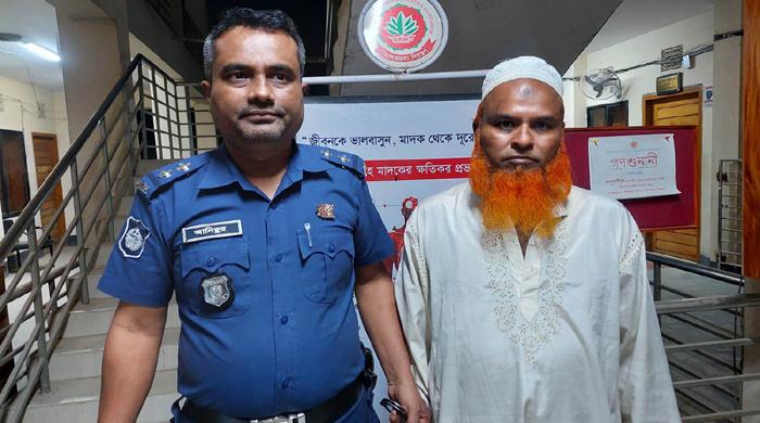 গোবিন্দগঞ্জে নকল মোড়ক ও মালামালসহ আটক ব্যবসায়ির ভ্রাম্যমান আদালতে কারাদন্ড গোবিন্দগঞ্জে নকল মোড়ক ও মালামালসহ আটক ব্যবসায়ির ভ্রাম্যমান আদালতে কারাদন্ড