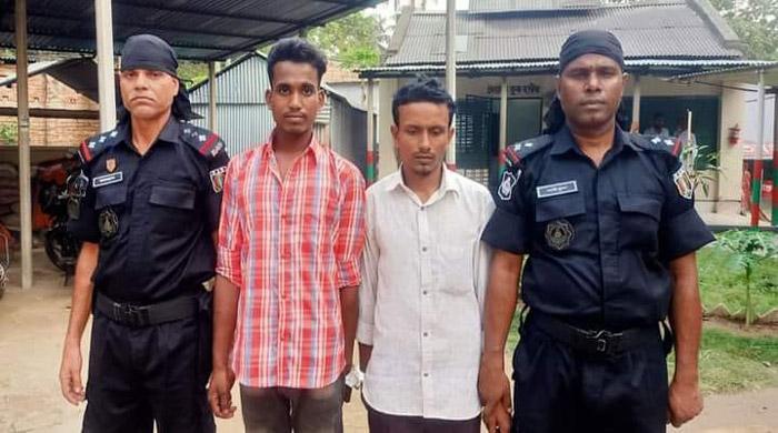 গোবিন্দগঞ্জে ১৪ কেজি গাঁজা জব্দ, গ্রেফতার ২ গোবিন্দগঞ্জে ১৪ কেজি গাঁজা জব্দ, গ্রেফতার ২