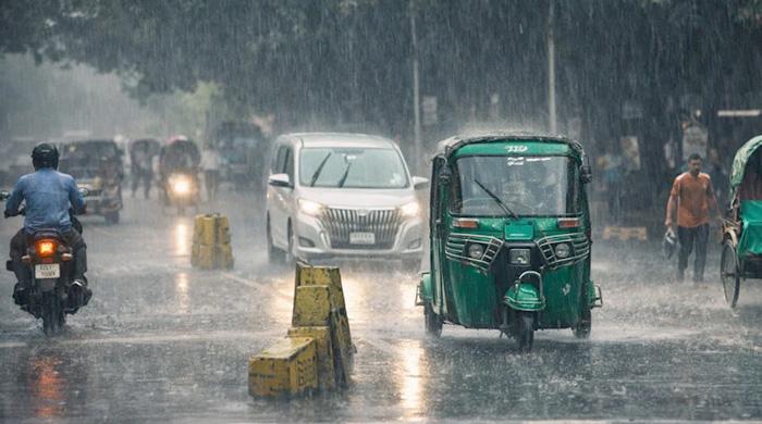 দুপুরের মধ্যে ঢাকাসহ ১৯ জেলায় বজ্রবৃষ্টির আভাস দুপুরের মধ্যে ঢাকাসহ ১৯ জেলায় বজ্রবৃষ্টির আভাস