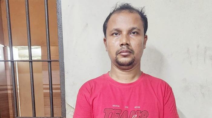 পলাশবাড়ীর আলোচিত হরিদাস চন্দ্র তরনী দাস গ্রেফতার পলাশবাড়ীর আলোচিত হরিদাস চন্দ্র তরনী দাস গ্রেফতার