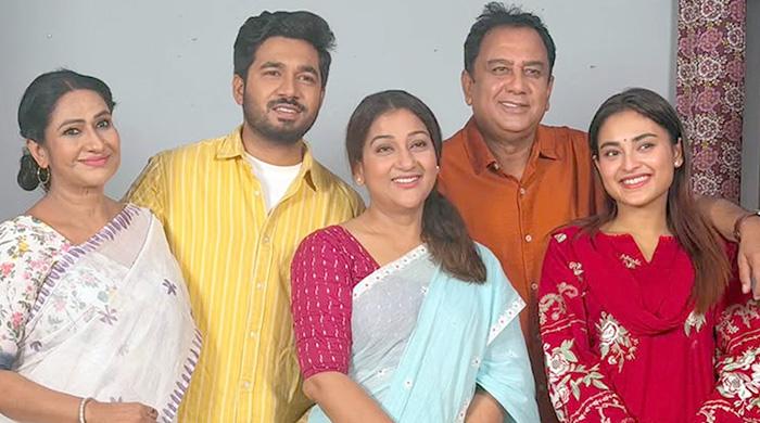 দীর্ঘদিন পর রাজের পরিচালনায় জাহিদ হাসান, সঙ্গী তটিনী-বাসার দীর্ঘদিন পর রাজের পরিচালনায় জাহিদ হাসান, সঙ্গী তটিনী-বাসার