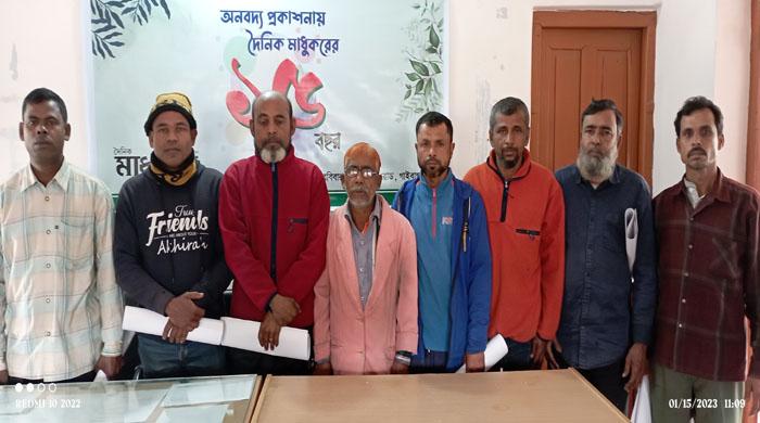 মাধুকরের প্রতিষ্ঠাবার্ষিকীতে পত্রিকা বিক্রেতাদের মিলন মেলা মাধুকরের প্রতিষ্ঠাবার্ষিকীতে পত্রিকা বিক্রেতাদের মিলন মেলা