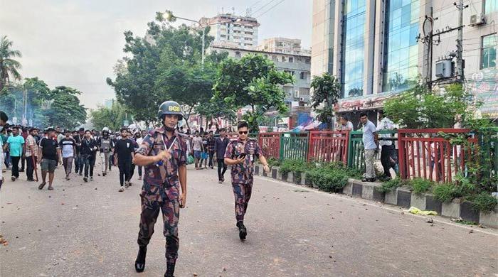 কোটা আন্দোলন : দেশের বিভিন্ন স্থানে বিজিবি মোতায়েন কোটা আন্দোলন : দেশের বিভিন্ন স্থানে বিজিবি মোতায়েন