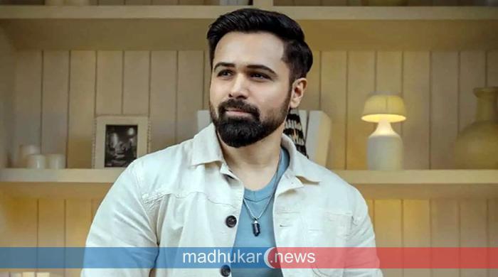 ভক্তদের ভিড়ে বাথরুমে আশ্রয় নিতে হয়েছিল ইমরান হাশমিকে ভক্তদের ভিড়ে বাথরুমে আশ্রয় নিতে হয়েছিল ইমরান হাশমিকে