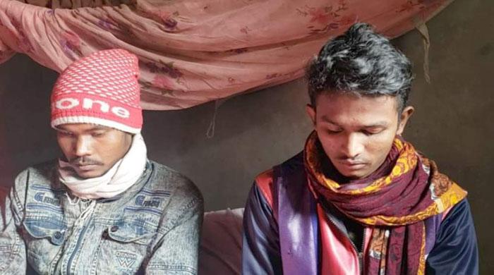 নির্বাহী পরিচালকের বাড়ি থেকে চোরাই সেচ পাম্প উদ্ধার, আটক দুই নির্বাহী পরিচালকের বাড়ি থেকে চোরাই সেচ পাম্প উদ্ধার, আটক দুই