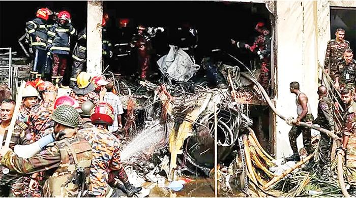 মাইলস্টোনের দুঃসহ স্মৃতি এক বছরেও শুকায়নি মাইলস্টোনের দুঃসহ স্মৃতি এক বছরেও শুকায়নি