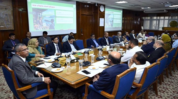 নগদ অর্থের ব্যবহার কমাতে বিভিন্ন মন্ত্রণালয়ের সহায়তা চান গভর্নর নগদ অর্থের ব্যবহার কমাতে বিভিন্ন মন্ত্রণালয়ের সহায়তা চান গভর্নর