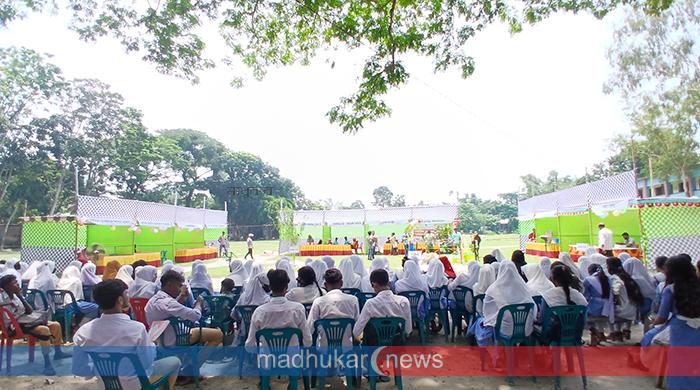 ফুলছড়িতে বন্যার পূর্বাভাসভিত্তিক আগাম প্রস্তুতির মহড়া ফুলছড়িতে বন্যার পূর্বাভাসভিত্তিক আগাম প্রস্তুতির মহড়া