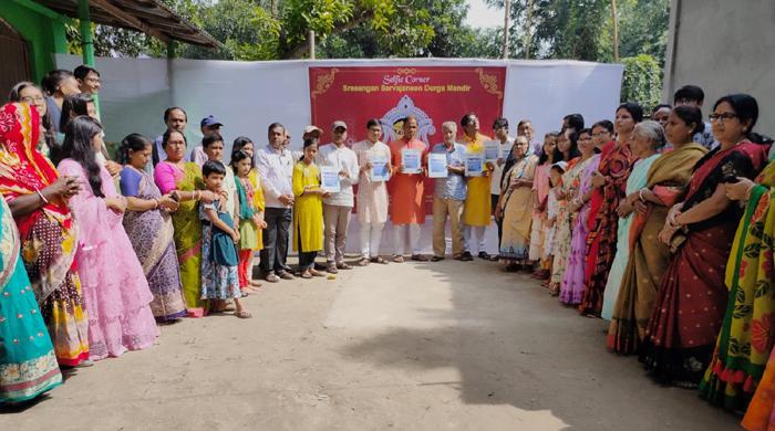 সুন্দরগঞ্জে শারদীয় দুর্গোৎসবে ‘বোধন’ এর প্রকাশনা উৎসব সুন্দরগঞ্জে শারদীয় দুর্গোৎসবে ‘বোধন’ এর প্রকাশনা উৎসব