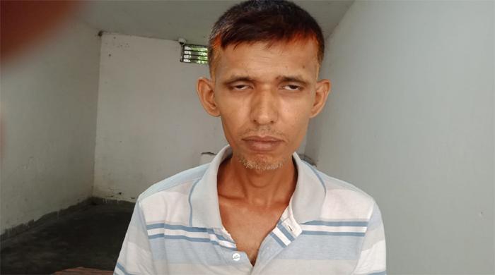 নওগাঁয় নেশার ইনজেকশনসহ এক যুবক আটক নওগাঁয় নেশার ইনজেকশনসহ এক যুবক আটক