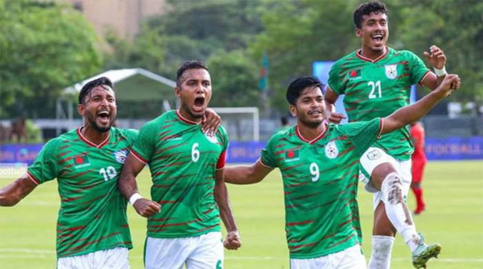 ফিফা র্যাঙ্কিংয়ে ৬ ধাপ উন্নতি বাংলাদেশের ফিফা র্যাঙ্কিংয়ে ৬ ধাপ উন্নতি বাংলাদেশের