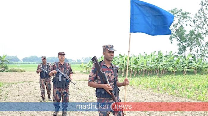 দিনাজপুর ও ঠাকুরগাঁও সীমান্তে বিজিবির বিশেষ সতর্কতা দিনাজপুর ও ঠাকুরগাঁও সীমান্তে বিজিবির বিশেষ সতর্কতা