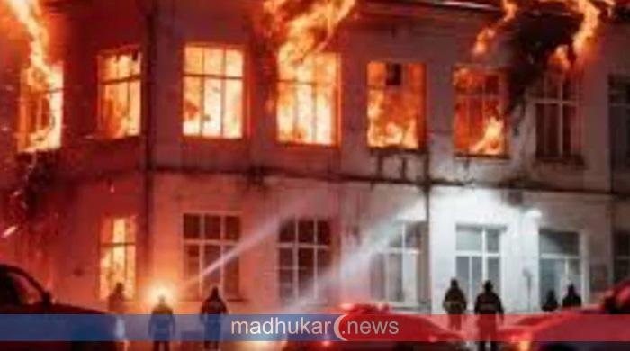 কেনিয়ায় ভয়াবহ অগ্নিকাণ্ড: ঝরল ১৬ শিক্ষার্থীর প্রাণ কেনিয়ায় ভয়াবহ অগ্নিকাণ্ড: ঝরল ১৬ শিক্ষার্থীর প্রাণ