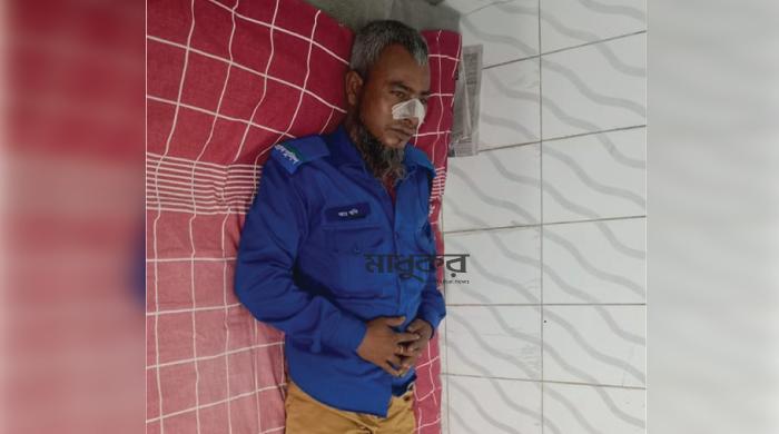 সাদুল্লাপুরে গ্রামপুলিশকে মারপিটের অভিযোগ, বিএনপির ৩ নেতার পদ স্থগিত সাদুল্লাপুরে গ্রামপুলিশকে মারপিটের অভিযোগ, বিএনপির ৩ নেতার পদ স্থগিত