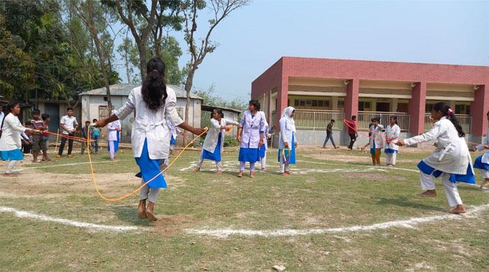  খোলাহাটী উচ্চ বিদ্যালয়ে বার্ষিক ক্রীড়া প্রতিযোগিতা অনুষ্ঠিত