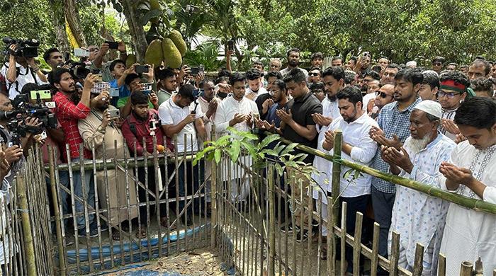 আবু সাঈদের কবর জিয়ারত করে এনসিপির জুলাই পদযাত্রা শুরু