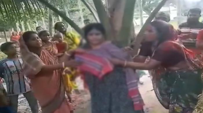 সাঘাটায় স্বধর্মে ফেরায় গৃহবধূকে গাছে বেঁধে নির্যাতনের অভিযোগ