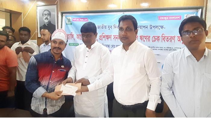 গোবিন্দগঞ্জে জাতীয যুব দিবস পালন