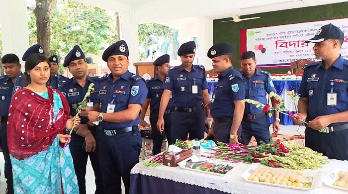 পুলিশ কনষ্টেবল বাছাইকৃত প্রার্থীদের প্রশিক্ষন কেন্দ্রে প্রেরণের বিদায় সংবর্ধনা