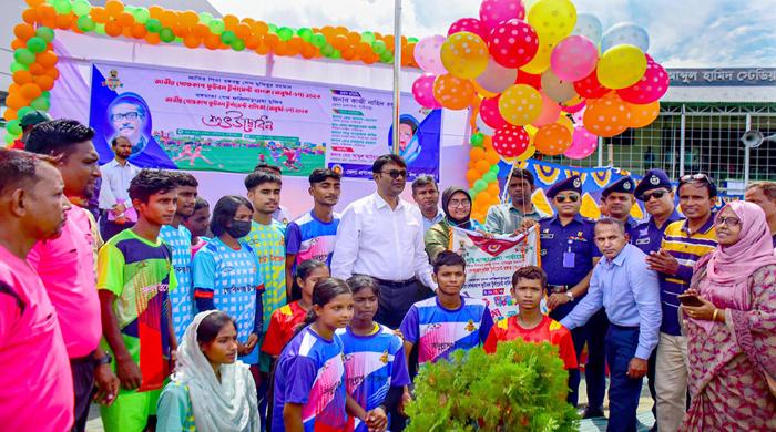 গাইবান্ধায় বঙ্গবন্ধু ও বঙ্গমাতা গোল্ডকাপ টুর্নামেন্ট শুরু