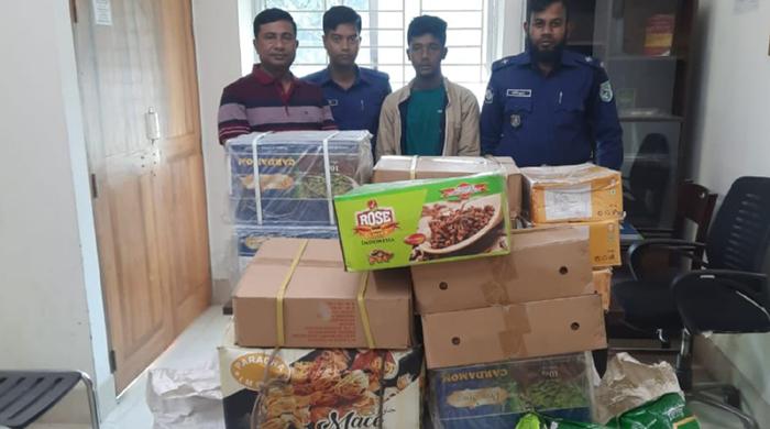 গোবিন্দগঞ্জে গোডাউন থেকে চুরি যাওয়া মসল্লা উদ্ধার, গ্রেফতার ১