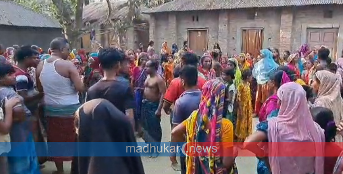 গোবিন্দগঞ্জে একই পরিবারের ওপর হামলা