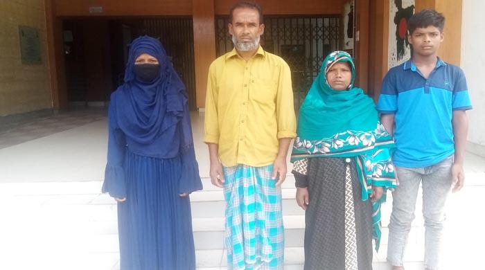 ফুলবাড়ীতে নিজ বাড়ীতে পরিবার নিয়ে ঈদ করতে পারেনি দিনমজুর মোহাম্মদ আলী