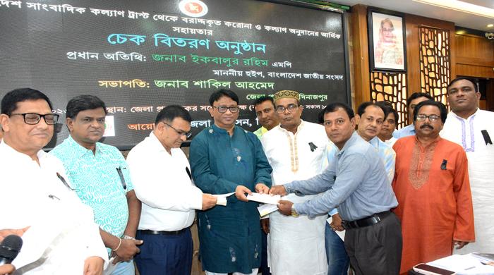 “আওয়ামী লীগ সরকার ক্ষমতায় আছে বলেই গণমাধ্যমকর্মীরা স্বাধীনভাবে কাজ করছে”