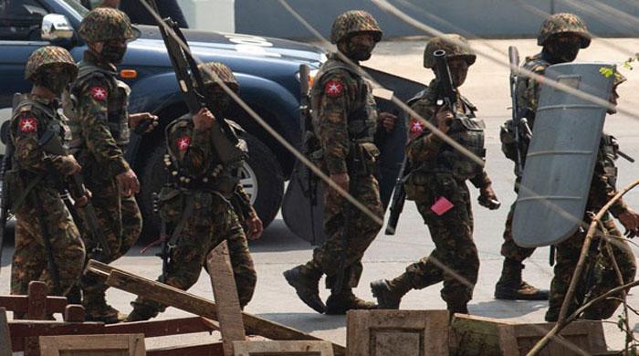 মিয়ানমারের ৩৭ শহরে সামরিক আইন জারি