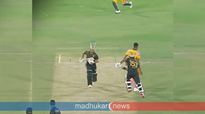 পিএসএলের ফাইনালে নাহিদ ও পেরেরার রানআউট বিতর্ক: কী বলছে আইসিসির নিয়ম?