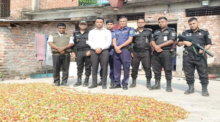 বগুড়ায় চিপস কারখানায় ৫০ হাজার টাকা জরিমানা