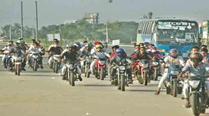 আজ শুক্রবার রাত থেকে মোটরসাইকেল চলাচল বন্ধ
