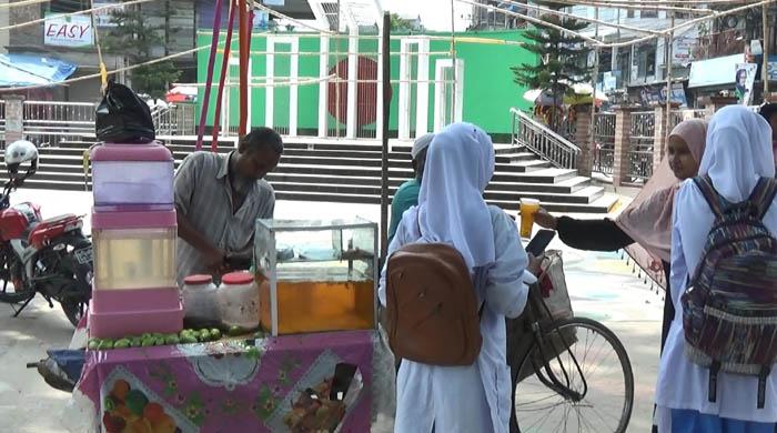 গাইবান্ধায় তীব্র তাপদাহে অতিষ্ঠ জনজীবন