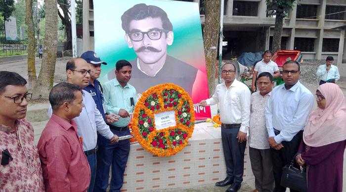 পলাশবাড়ীতে শেখ কামালের ৭৪তম জন্মবার্ষিকী পালিত