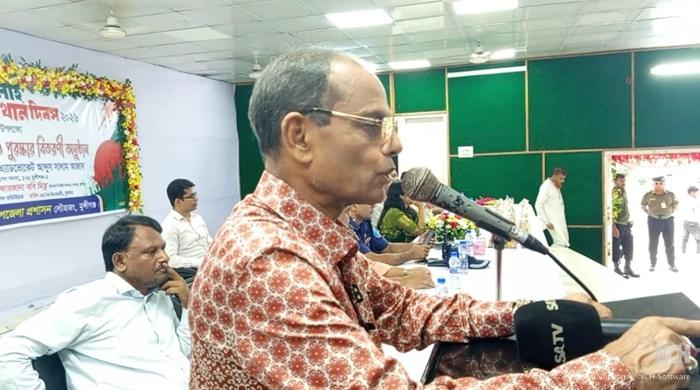 বালু কাটার অবৈধ ড্রেজার ধরিয়ে দিলেই অর্ধ লাখ টাকা পুরস্কার