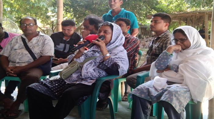 সুন্দরগঞ্জে সাংবাদিকের সাথে আওয়ামী লীগ সভাপতির মতবিনিময়