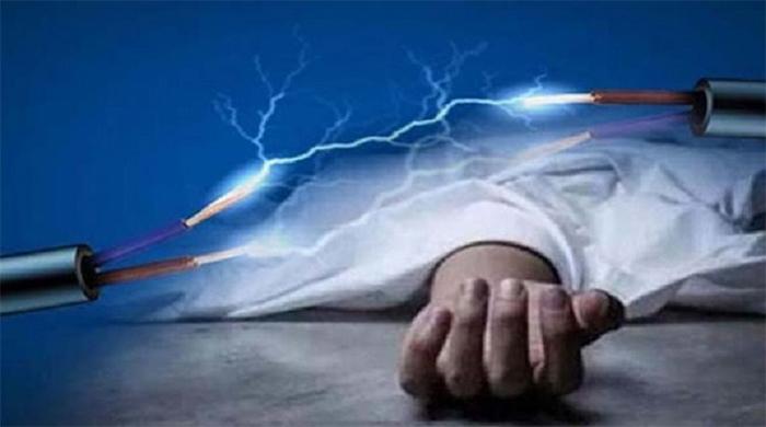 গাইবান্ধায় বিদ্যুৎস্পৃষ্টে প্রাণ গেল এক নারীর গাইবান্ধায় বিদ্যুৎস্পৃষ্টে প্রাণ গেল এক নারীর