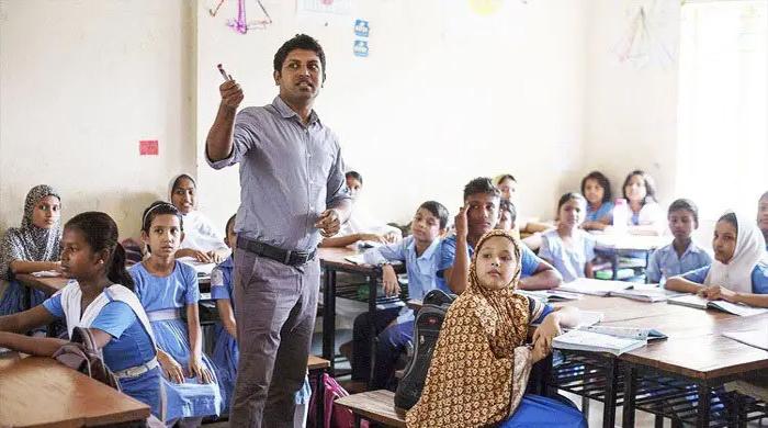 আজ বিশ্ব শিক্ষক দিবস