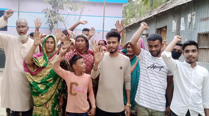 সাঘাটায় রেকর্ডভুক্ত জমিতে ব্রীজ নিমার্ণ কাজে বাধাঁ প্রদান করায় ঠিকাদার কর্তৃক থানায় অভিযোগ