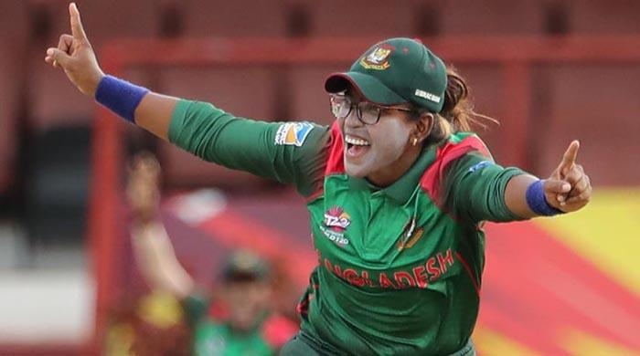 রুমানার ক্রিকেট ছাড়ার ঘোষণা